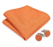 Pánský dárkový set Barry W. – oranžová kravata, kapesníček a manžetové knoflíčky (šířka 10 cm) Pánský dárkový set Barry W. – oranžová kravata, kapesníček a manžetové knoflíčky (šířka 10 cm)